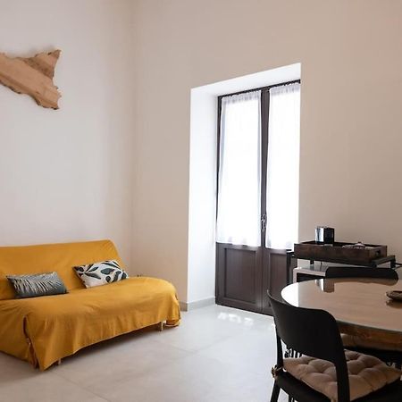 Collegiata Apartment - Catania Downtown Екстер'єр фото