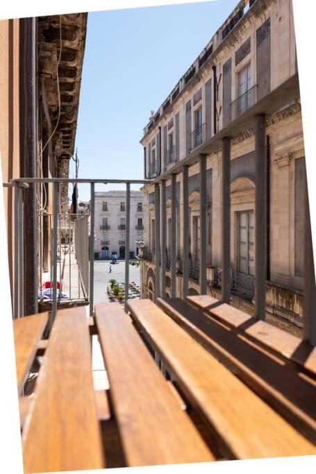 Collegiata Apartment - Catania Downtown Екстер'єр фото