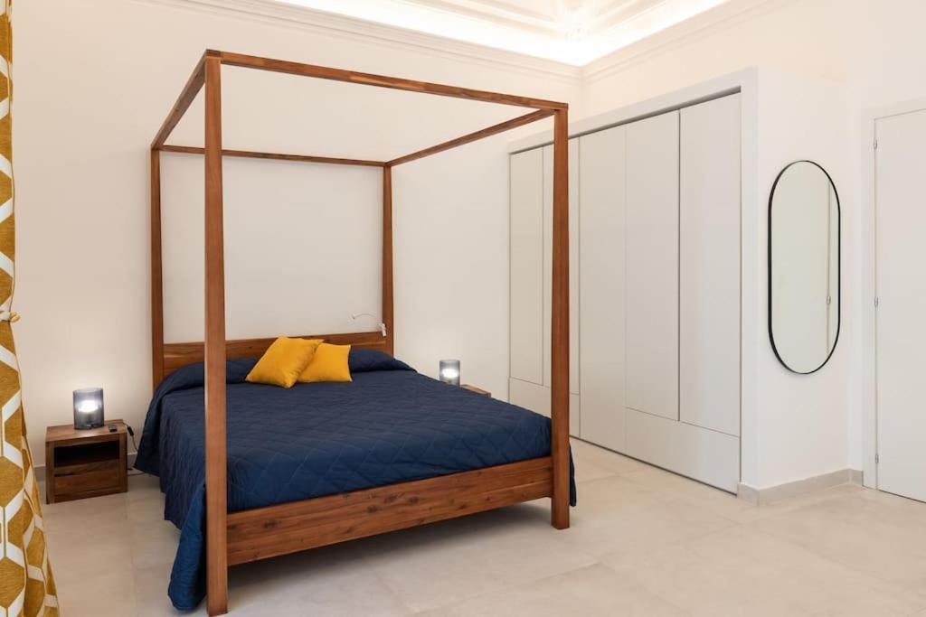 Collegiata Apartment - Catania Downtown Екстер'єр фото